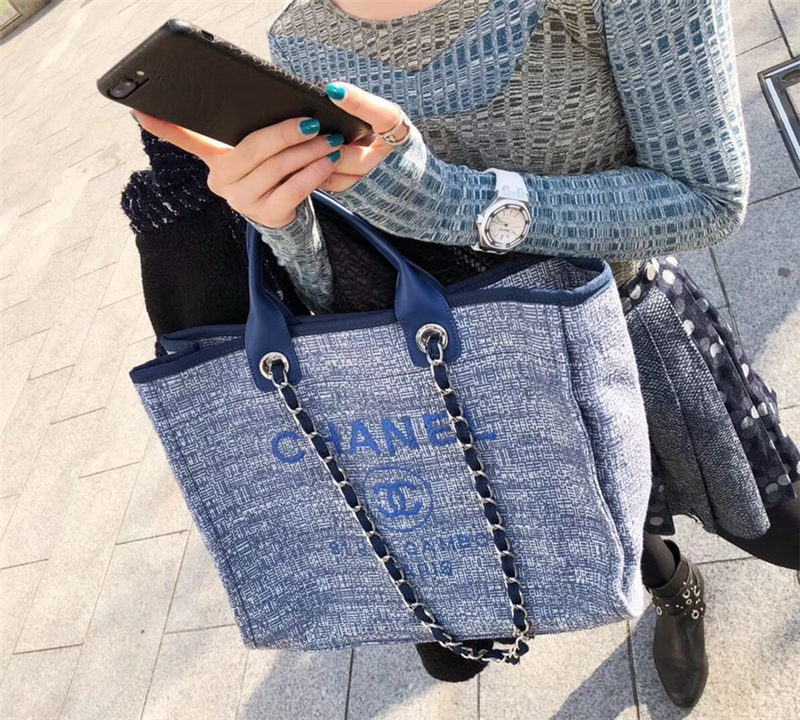 Chanel/香奈儿 新款logo字母沙滩包 购物袋 单肩手提链条包 女包