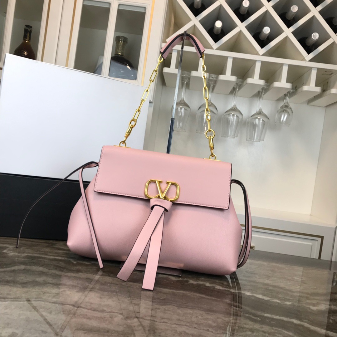 Valentino womens new handbag size: 36*10*23cm  ??6617 