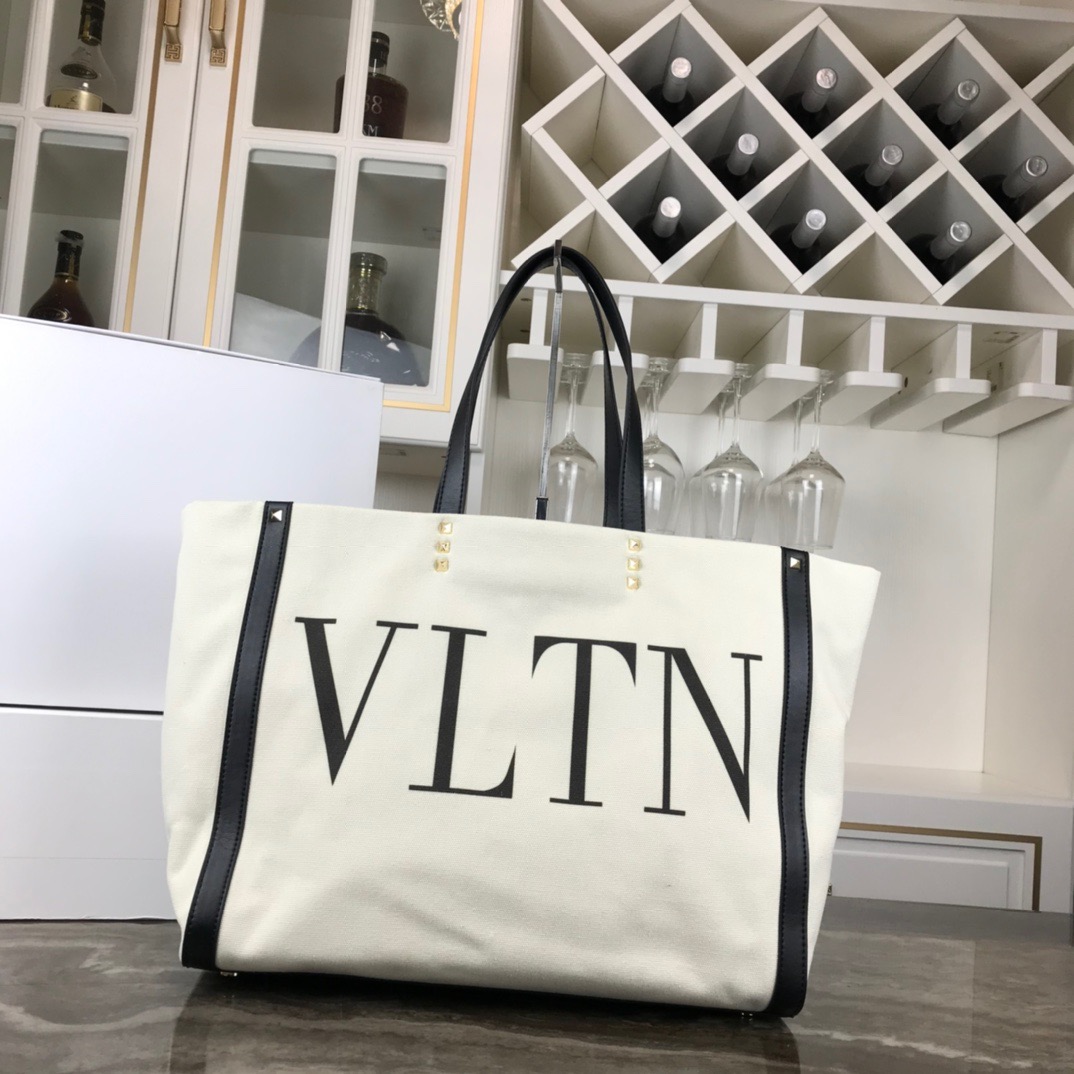 Valentino VLTN TOTE BAG SHOPPING BAG BEACH BAG 37*12*32  1102 