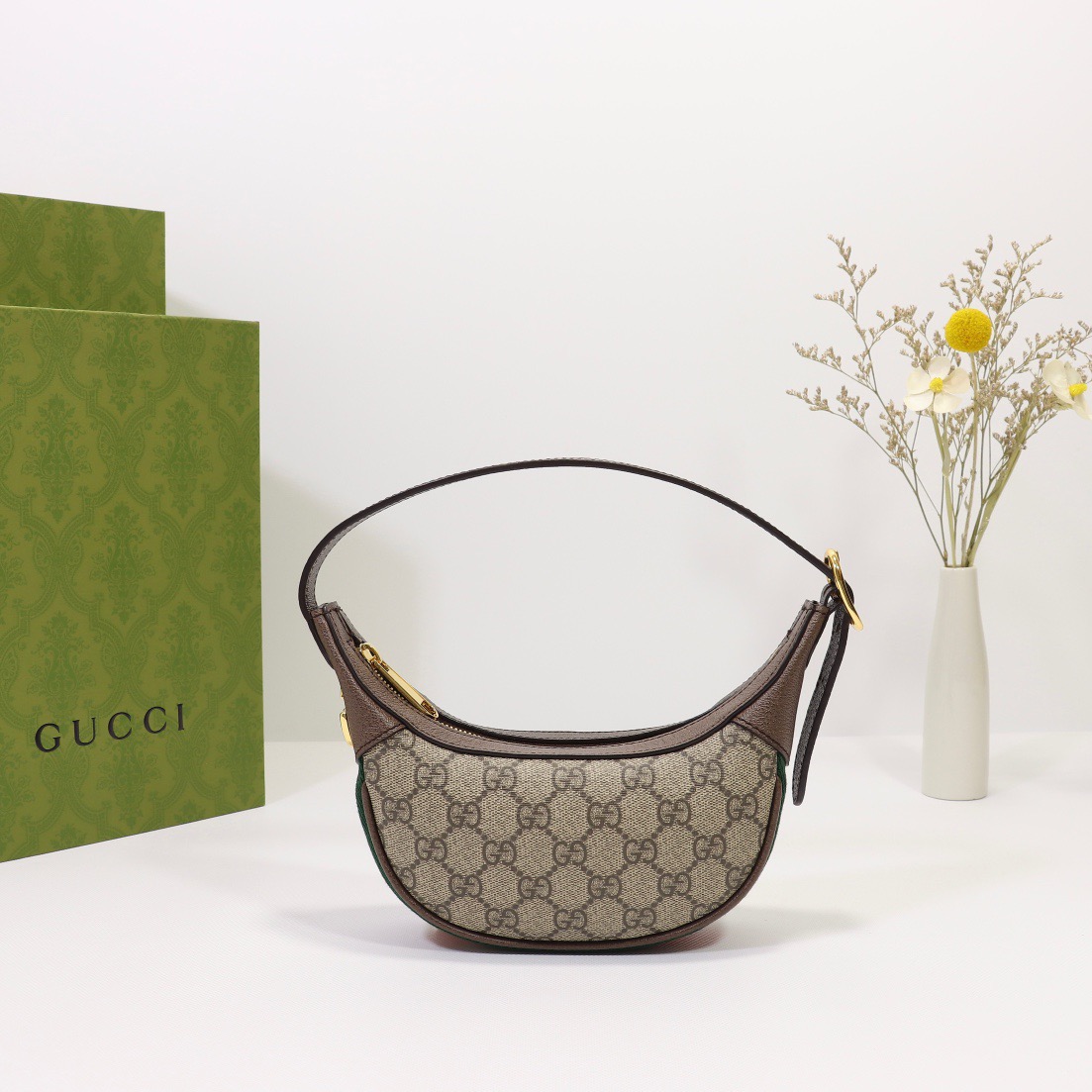 GUCCl womens handbag 658551 20x15x5cm
