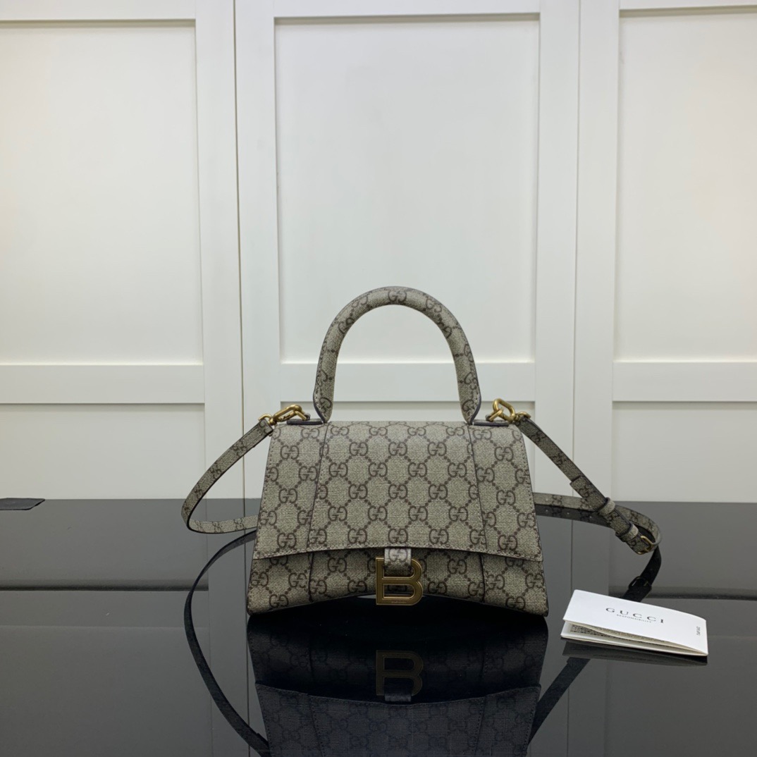 B   G handbag 681697：W22.5xH14.5xD10cm