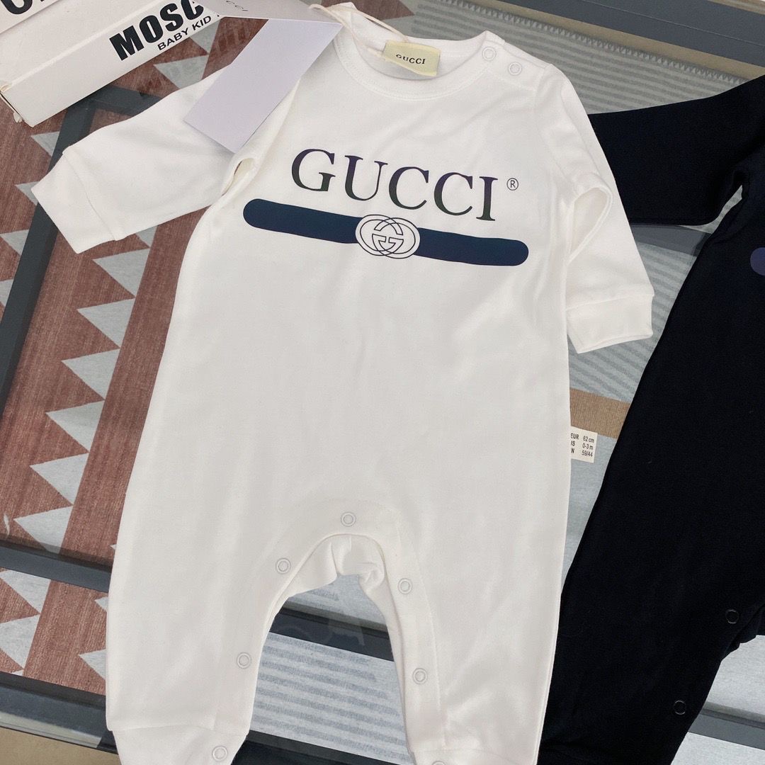 GUCCl BABYS CLOTHING