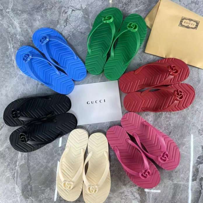 GUCCl slippers new 230722