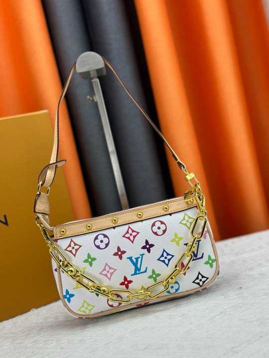 L\V new womnes handbag 250519