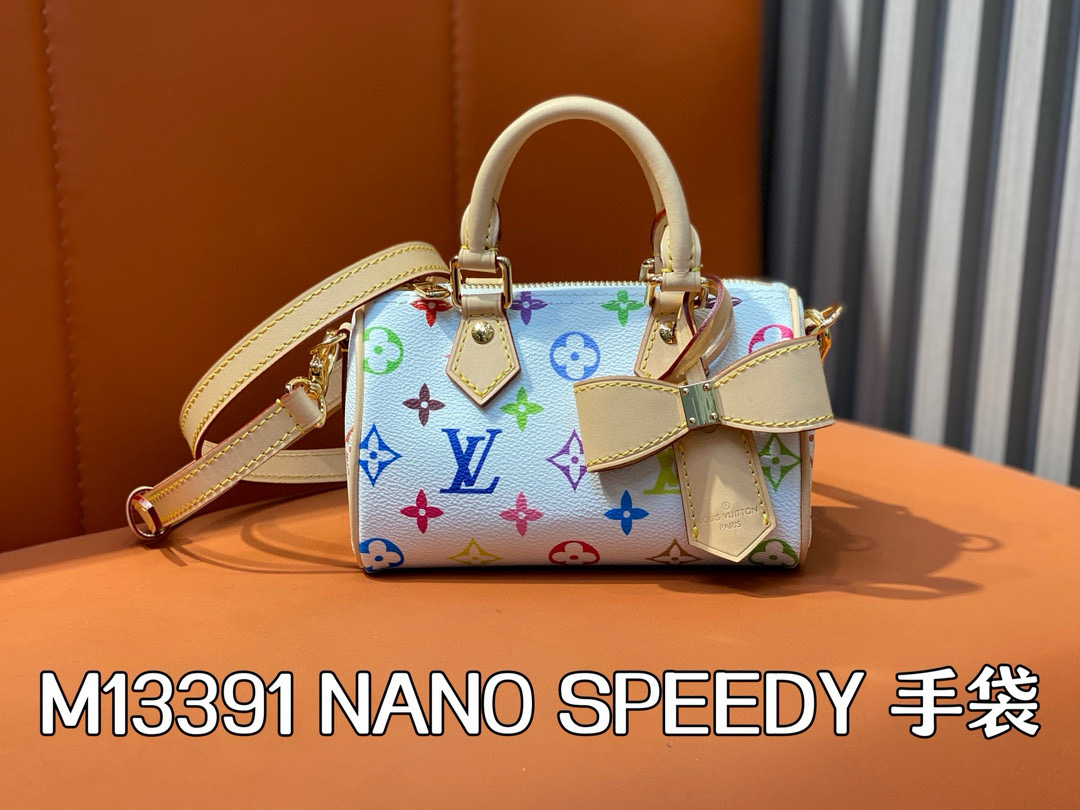 L\V new womnes handbag 250519