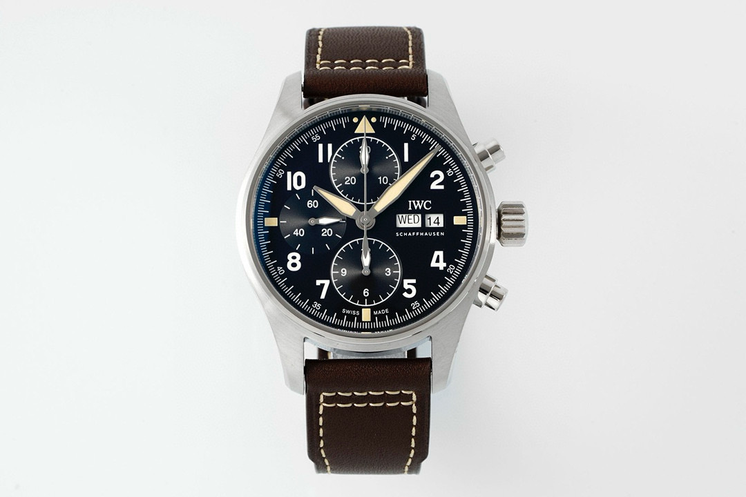 lWC MENS WATCH 250520