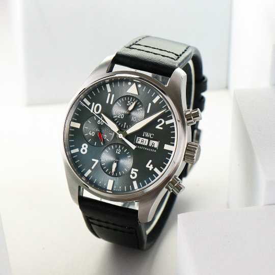 lWC MENS WATCH 250520