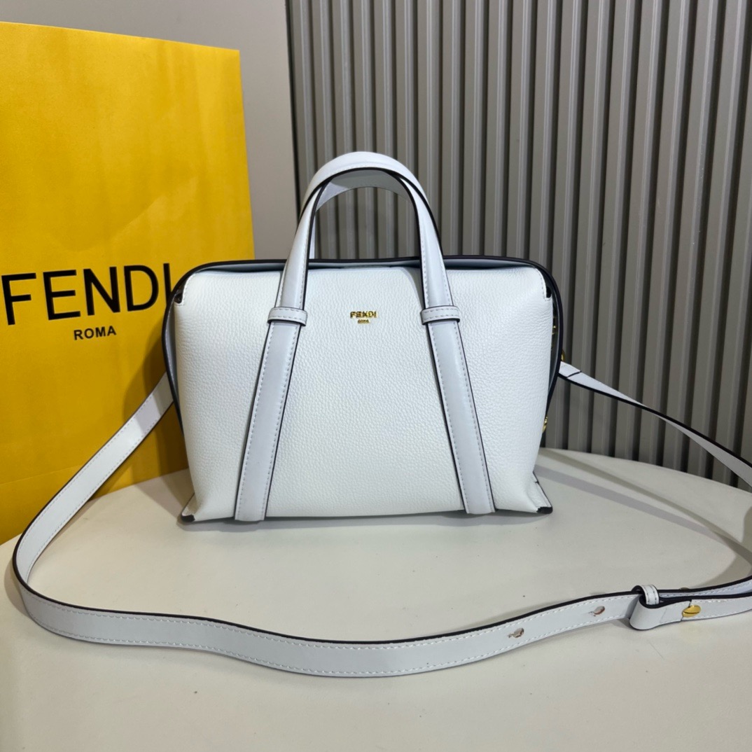 FENDl NEW HANDBAG 250707