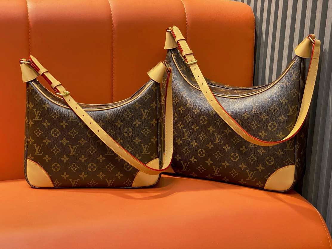 L\V NEW WOMENS HANDBAG 250731