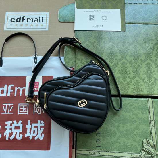 GUCCI womens handbag new 260201