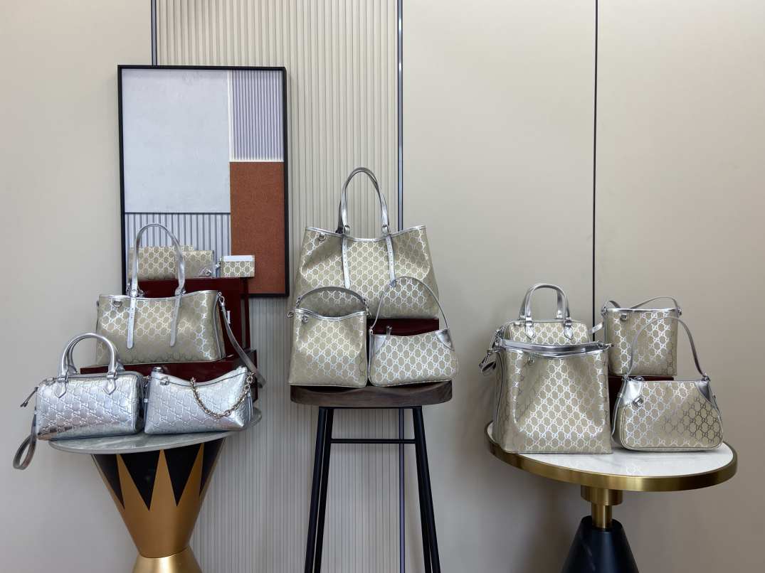 GUCCl new womens handbag 260407